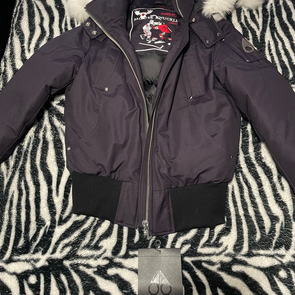 Mooseknuckle Winter Jacket Bomber Woman’s - Picture 3 of 3